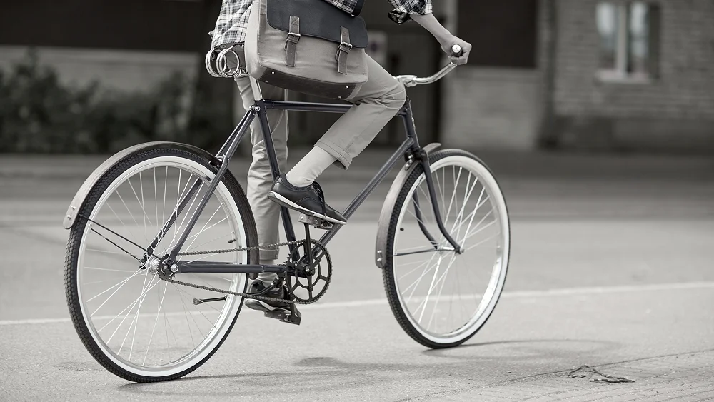 Bicicleta dañada tras un accidente de tránsito.