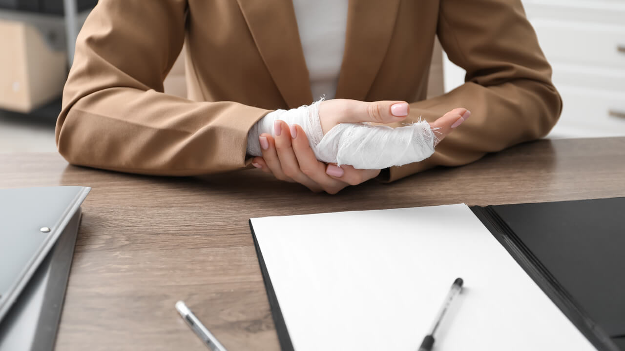 Cómo es una demanda por accidente laboral en Massachusetts