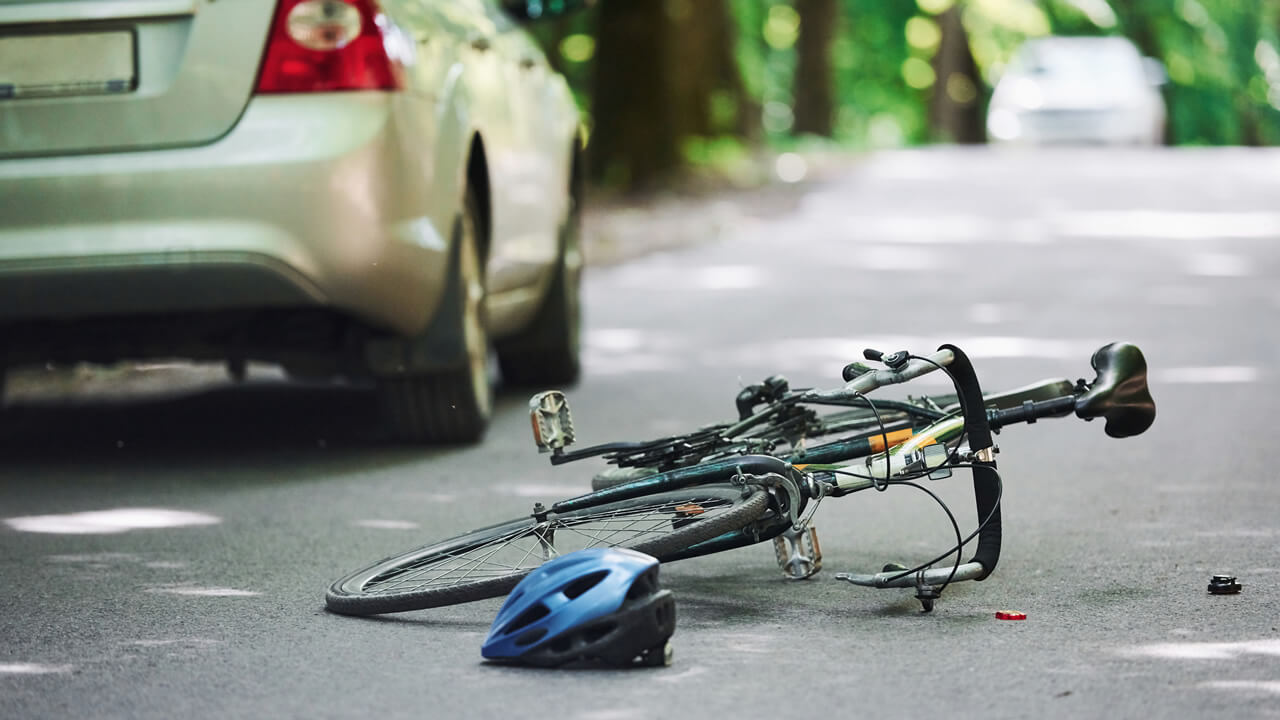 Accidente por andar en bicicleta: compensación en Lawrence