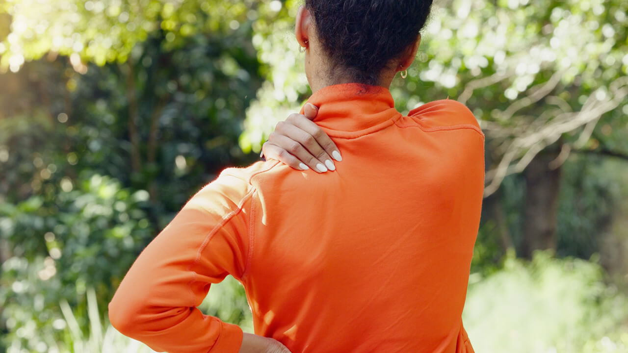 Busco abogado porque me duele la espalda alta tras choque